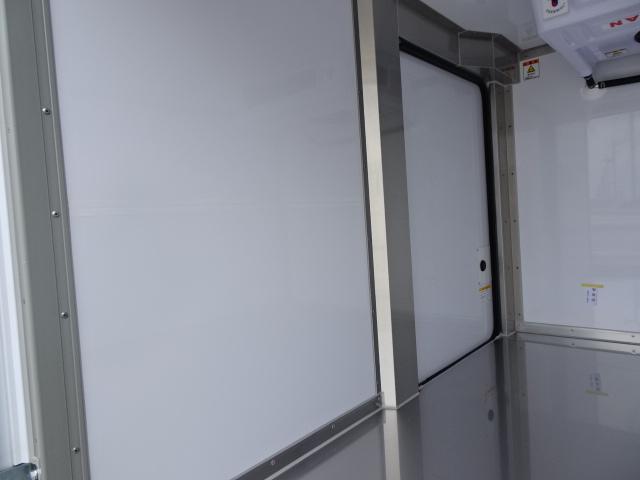 ハイゼットトラック 　冷凍車　－２５℃設定　サーマルマスター製　ナビ　バックモニター　２コンプレッサー　スマアシ　強化サス　コーナーセンサー　ハロゲンヘッドライト　ＶＳＣ＆ＴＲＣ　ヒルホールドシステム　ＣＶＴ（46枚目）