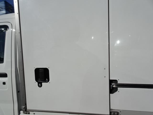 ハイゼットトラック 　冷凍車　カラーアルミ中温冷凍車ハイルーフ　デンソー製冷凍機　省力＆ＬＥＤパック　スマアシ　キーフリー　スマートインナーミラー　電動格納ミラ－　コ－ナ－センサ－　イモビ　ＣＶＴ（56枚目）