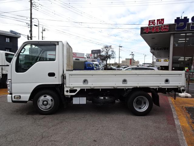 エルフトラック フルフラットロー　２ｔ積載１０尺平ボディ　３．０Ｄターボ　スムーサーＥｘ　キーレス　ナビＴＶ　ＥＴＣ　ＴＲＧ－ＮＪＲ８５Ａ（9枚目）