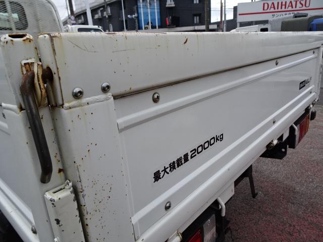 エルフトラック フルフラットロー　２ｔ積載１０尺平ボディ　３．０Ｄターボ　スムーサーＥｘ　キーレス　ナビＴＶ　ＥＴＣ　ＴＲＧ－ＮＪＲ８５Ａ（47枚目）