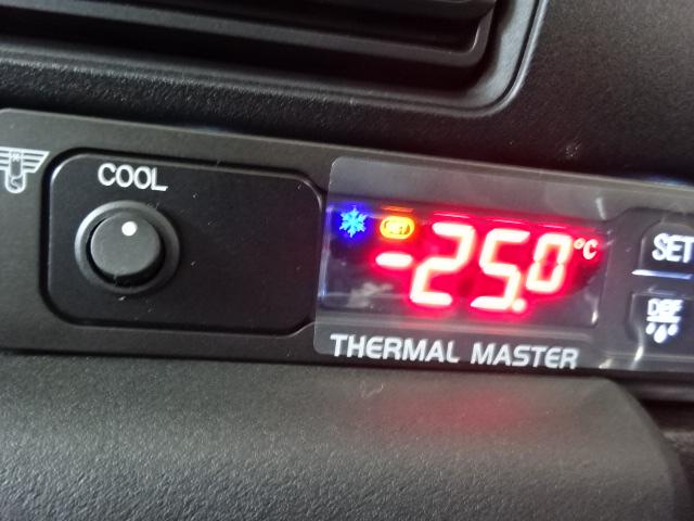 ハイゼットトラック 　冷凍車　－２５℃設定　４ＷＤ　サーマルマスター製　スマアシ　省力パック　レーンアシスト　２コンプレッサー　強化サス　ハロゲンヘッドライト　コーナーセンサー　キーフリー　ヒルホールドシステム　ＣＶＴ（42枚目）