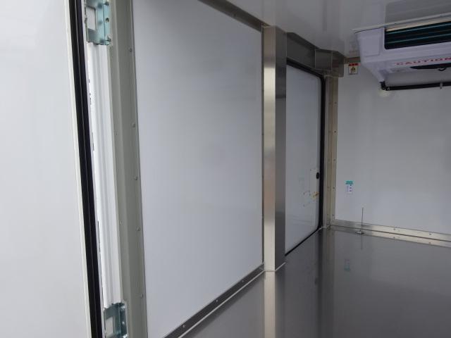 ハイゼットトラック 　冷凍車　－２５℃設定　サーマルマスター製冷凍機　スマアシ　レーンアシスト　２コンプレッサー　強化サス　ハロゲンヘッドライト　コーナーセンサー　ヒルホールドシステム　ＶＳＣ＆ＴＲＣ　ＣＶＴ（46枚目）