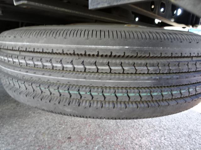 トヨエース フルジャストロー　アルミバン　２ｔ積載　４．０Ｄターボ　オートマ　プリクラッシュセーフティ　サイドドア　ラッシングレール　バックモニター　ＥＴＣ　箱内コンバーター１００Ｖ電源付き　ＴＫＧ－ＸＺＣ６０５（68枚目）