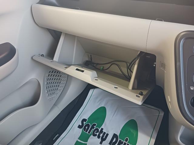 パッソ X S ヒョウ害車 禁煙車 衝突被害軽減ブレーキ オートハイビーム アイドリングストップ ケンウッドナビ CD SD バックモニター マニュアルAC ベンチシート 電格ミラー 電子カードキー 点検記録簿(33枚目)