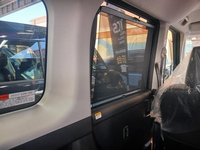 ルーミー カスタムＧ－Ｔ　衝突被害軽減ブレーキ　アダプティブドライビングビーム　アダプティブクルコン　ディスプレイオーディオ　フルセグＴＶ　ＵＳＢ／ブルートゥース接続　バックモニター　ＥＴＣ　電子カードキー　点検記録簿（39枚目）