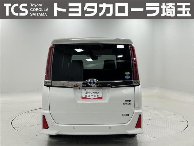 ノア ハイブリッドＳｉ　ダブルバイビーＩＩ　衝突被害軽減ブレーキ　両側パワースライドドア　ＬＥＤヘッドライト　コンライト　９インチナビ　ブルートゥース　ＣＤ・ＤＶＤ再生　バックモニター　ＥＴＣ２．０　前席シートヒーター　スマートキー　点検記録簿（3枚目）