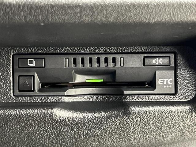 ハイエースバン ロングＤＸ　禁煙車　衝突被害軽減ブレーキ　ステアリングスイッチ　エントリーＳＤナビ　ワンセグＴＶ　ブルートゥース　ＣＤ　バックモニター　ＥＴＣ　最大積載量１２５０キロ　マニュアルエアコン　ＡＣ１００Ｖ電源　記録簿（17枚目）