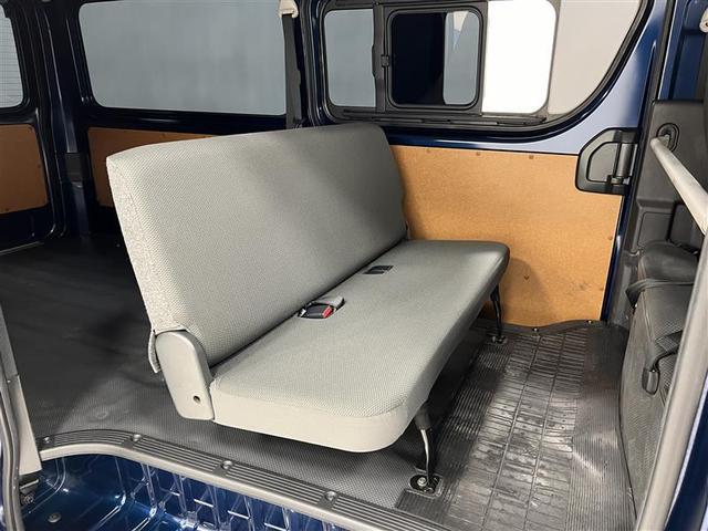 ハイエースバン ロングＤＸ　禁煙車　衝突被害軽減ブレーキ　ステアリングスイッチ　エントリーＳＤナビ　ワンセグＴＶ　ブルートゥース　ＣＤ　バックモニター　ＥＴＣ　最大積載量１２５０キロ　マニュアルエアコン　ＡＣ１００Ｖ電源　記録簿（28枚目）
