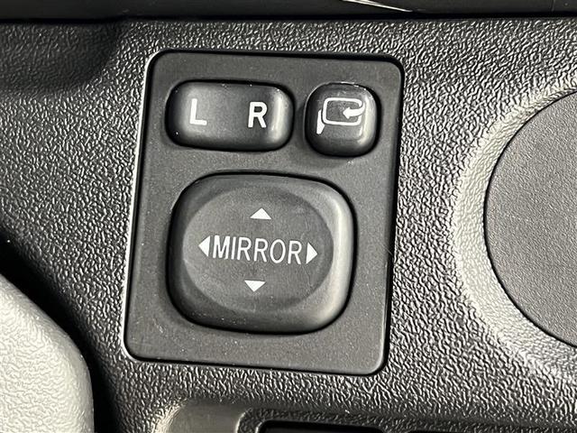 ハイエースバン ロングＤＸ　禁煙車　衝突被害軽減ブレーキ　ステアリングスイッチ　エントリーＳＤナビ　ワンセグＴＶ　ブルートゥース　ＣＤ　バックモニター　ＥＴＣ　最大積載量１２５０キロ　マニュアルエアコン　ＡＣ１００Ｖ電源　記録簿（33枚目）