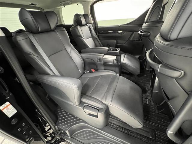 アルファード 2.5S Cパッケージ 禁煙車 トヨタセーフティセンス カロッツエリアナビ バックモニター ETC 快適温熱ベンチレーションシート AC100V 両側パワースライドドア パワーバックドア 18AW スペアタイヤ 点検記録簿(26枚目)