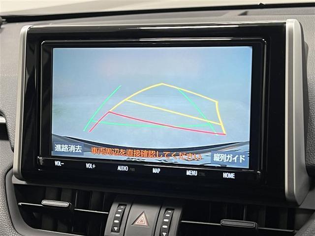 カラーバックガイドモニター！ハンドル切れ角に連動した予測線表示があり確認しやすい！