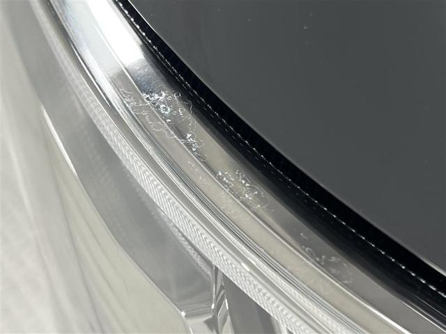 エスクァイア ハイブリッドGi 禁煙車 モデリスタフルエアロ 衝突被害軽減ブレーキ LEDライト 9インチナビ ブルートゥース CD DVD 雨滴除去機能付バックモニター ETC シートヒーター 15AW スペアタイヤ 点検記録簿(6枚目)