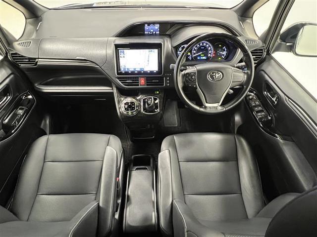 エスクァイア ハイブリッドGi 禁煙車 モデリスタフルエアロ 衝突被害軽減ブレーキ LEDライト 9インチナビ ブルートゥース CD DVD 雨滴除去機能付バックモニター ETC シートヒーター 15AW スペアタイヤ 点検記録簿(10枚目)