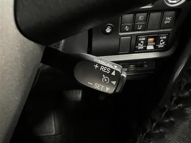 エスクァイア ハイブリッドGi 禁煙車 モデリスタフルエアロ 衝突被害軽減ブレーキ LEDライト 9インチナビ ブルートゥース CD DVD 雨滴除去機能付バックモニター ETC シートヒーター 15AW スペアタイヤ 点検記録簿(13枚目)