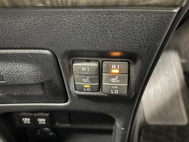 エスクァイア ハイブリッドGi 禁煙車 モデリスタフルエアロ 衝突被害軽減ブレーキ LEDライト 9インチナビ ブルートゥース CD DVD 雨滴除去機能付バックモニター ETC シートヒーター 15AW スペアタイヤ 点検記録簿(23枚目)