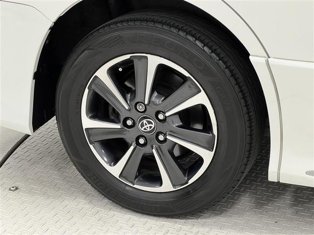 ヴォクシー ＺＳ　煌ＩＩＩ　禁煙車　ＴＲＤカーボン調デカール　衝突被害軽減ブレーキ　１０インチＳＤナビ　バックモニター　後席モニター　ＥＴＣ２．０　ホイールロックナット　両側パワースライドドア　スマートキー　点検記録簿（8枚目）