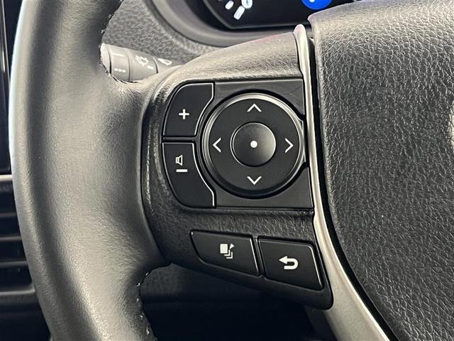 ヴォクシー ＺＳ　煌ＩＩＩ　禁煙車　ＴＲＤカーボン調デカール　衝突被害軽減ブレーキ　１０インチＳＤナビ　バックモニター　後席モニター　ＥＴＣ２．０　ホイールロックナット　両側パワースライドドア　スマートキー　点検記録簿（12枚目）