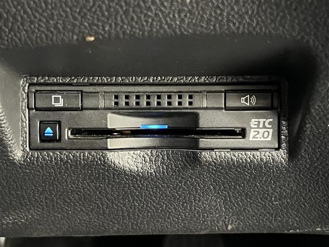 プリウスＰＨＶ Ｓナビパッケージ　衝突被害軽減ブレーキ　ＬＥＤヘッドライト　クルーズコントロール　１１．６インチナビ　フルセグＴＶ　ブルートゥース　バックモニター　ＥＴＣ２．０　シートヒーター　充電ケーブル　スマートキー　点検記録簿（23枚目）