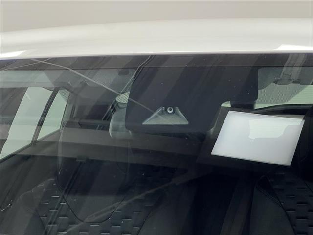 プリウスＰＨＶ Ｓナビパッケージ　衝突被害軽減ブレーキ　ＬＥＤヘッドライト　クルーズコントロール　１１．６インチナビ　フルセグＴＶ　ブルートゥース　バックモニター　ＥＴＣ２．０　シートヒーター　充電ケーブル　スマートキー　点検記録簿（24枚目）