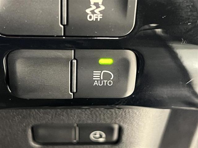 プリウスＰＨＶ Ｓナビパッケージ　衝突被害軽減ブレーキ　ＬＥＤヘッドライト　クルーズコントロール　１１．６インチナビ　フルセグＴＶ　ブルートゥース　バックモニター　ＥＴＣ２．０　シートヒーター　充電ケーブル　スマートキー　点検記録簿（25枚目）