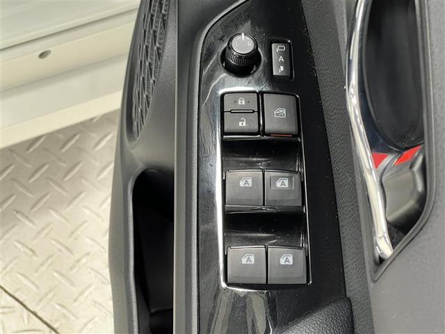 プリウスＰＨＶ Ｓナビパッケージ　衝突被害軽減ブレーキ　ＬＥＤヘッドライト　クルーズコントロール　１１．６インチナビ　フルセグＴＶ　ブルートゥース　バックモニター　ＥＴＣ２．０　シートヒーター　充電ケーブル　スマートキー　点検記録簿（33枚目）