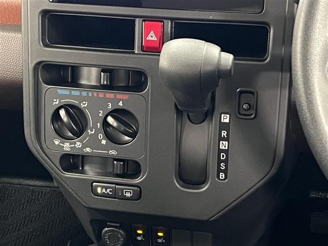 ルーミー Ｘ　Ｓ　禁煙車　エントリーＳＤナビ　ワンセグＴＶ　ブルートゥース　ＣＤ　ＳＤ　バックモニター　バックモニター　マニュアルエアコン　　シートヒーター　助手席パワースライドドア　スマートキー　点検記録簿（17枚目）