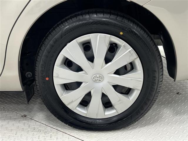 カローラアクシオ ハイブリッドG 禁煙車 スマートエントリ キーレスキー ETC車載器 ナビ&TV パワーウィンドウ ABS カーテンエアバッグ パワーステアリング バックカメラ 横滑り防止 エアコン フルセグ(8枚目)