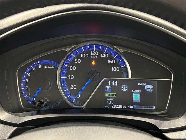 カローラアクシオ ハイブリッドG 禁煙車 スマートエントリ キーレスキー ETC車載器 ナビ&TV パワーウィンドウ ABS カーテンエアバッグ パワーステアリング バックカメラ 横滑り防止 エアコン フルセグ(15枚目)