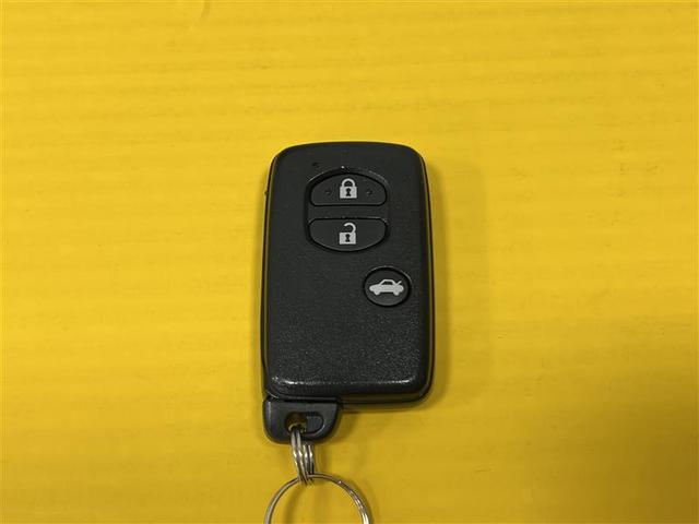 カローラアクシオ ハイブリッドG 禁煙車 スマートエントリ キーレスキー ETC車載器 ナビ&TV パワーウィンドウ ABS カーテンエアバッグ パワーステアリング バックカメラ 横滑り防止 エアコン フルセグ(24枚目)