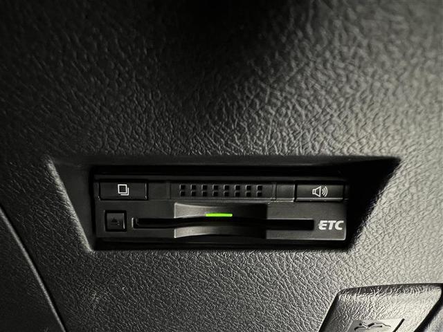 カローラアクシオ ハイブリッドG 禁煙車 スマートエントリ キーレスキー ETC車載器 ナビ&TV パワーウィンドウ ABS カーテンエアバッグ パワーステアリング バックカメラ 横滑り防止 エアコン フルセグ(26枚目)