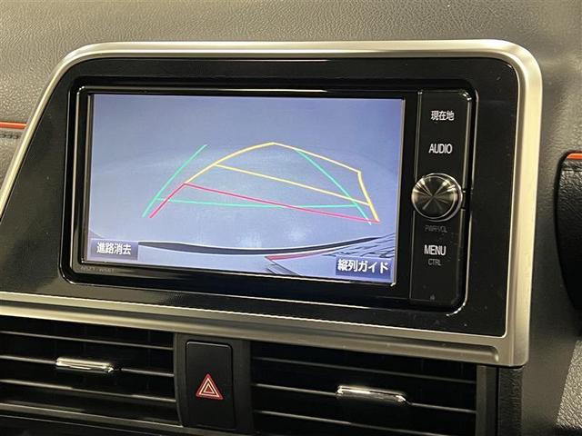 シエンタ G ナビ・TV スマートキープッシュスタート 1オ-ナ- リアカメラ 地デジフルセグ フルオートエアコン パワーウィンド ETC 運転席エアバック パワステ キーフリーシステム DVD再生可 ABS 3列(16枚目)