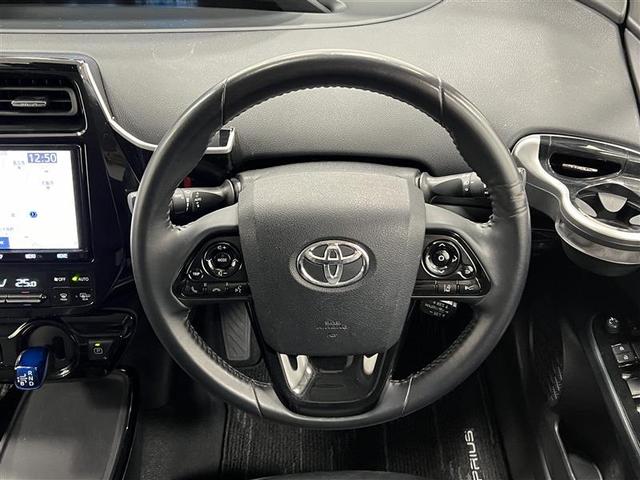 プリウス Aツーリングセレクション 禁煙車 モデリスタフルエアロ ローダウン LEDライト 9インチナビ HDMI接続 バックモニター ETC2.0 パワーシート シートヒーター スペアタイヤ AC100V 17インチAW 記録簿(10枚目)