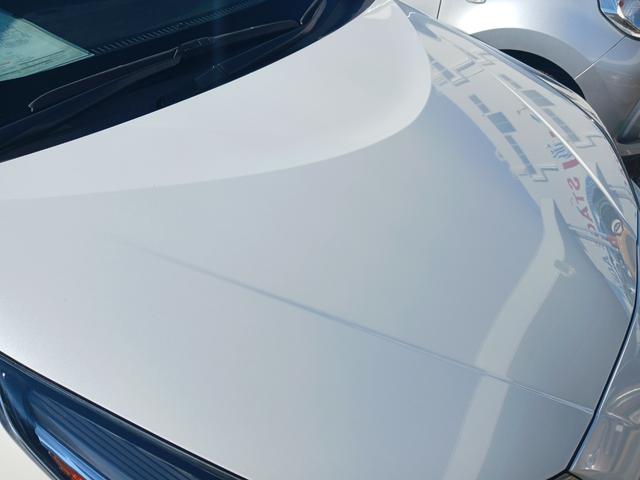 プリウス Ｓツーリングセレクション　禁煙車　衝突被害軽減ブレーキ　ＬＥＤライト　９インチナビ　ブルートゥース　ＣＤ・ＤＶＤ　パノラミックビューモニター　ＥＴＣ２．０　シートヒーター　ＡＣ１００Ｖ　１７インチＡＷ　スマートキー　記録簿（6枚目）