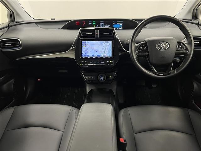 プリウス Ｓツーリングセレクション　禁煙車　衝突被害軽減ブレーキ　ＬＥＤライト　９インチナビ　ブルートゥース　ＣＤ・ＤＶＤ　パノラミックビューモニター　ＥＴＣ２．０　シートヒーター　ＡＣ１００Ｖ　１７インチＡＷ　スマートキー　記録簿（16枚目）