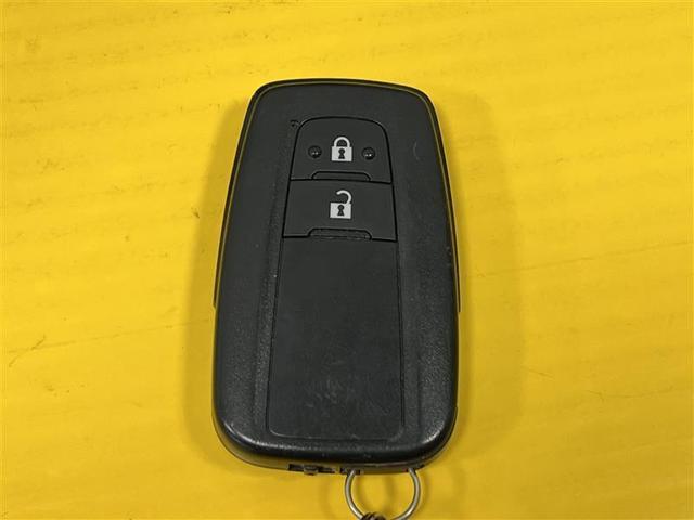 プリウス Ｓツーリングセレクション　禁煙車　衝突被害軽減ブレーキ　ＬＥＤライト　９インチナビ　ブルートゥース　ＣＤ・ＤＶＤ　パノラミックビューモニター　ＥＴＣ２．０　シートヒーター　ＡＣ１００Ｖ　１７インチＡＷ　スマートキー　記録簿（45枚目）