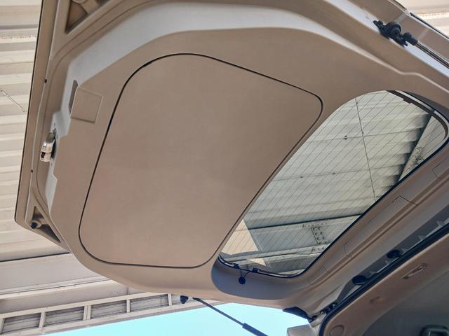 ルーミー カスタムＧ　禁煙車　衝突被害軽減ブレーキ　両側パワースライドドア　ＬＥＤライト　７インチナビ　ブルートゥース　ＣＤ・ＤＶＤ　バックモニター　ＥＴＣ２．０　電動サイドブレーキ　１４インチＡＷ　電子カードキー　記録簿（34枚目）