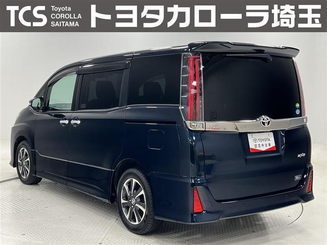 ノア Si ダブルバイビーII 横滑防止装置 PCS スマートキ- 整備記録簿 Wエアコン Bモニター DVD再生可 フルセグテレビ ETC付き アイドリングS オートエアコン PS クルーズC ナビ&TV PW ウォークスルー(2枚目)