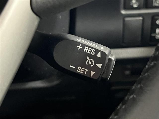 ノア Si ダブルバイビーII 横滑防止装置 PCS スマートキ- 整備記録簿 Wエアコン Bモニター DVD再生可 フルセグテレビ ETC付き アイドリングS オートエアコン PS クルーズC ナビ&TV PW ウォークスルー(11枚目)