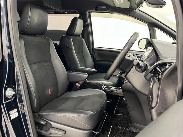 ノア Si ダブルバイビーII 横滑防止装置 PCS スマートキ- 整備記録簿 Wエアコン Bモニター DVD再生可 フルセグテレビ ETC付き アイドリングS オートエアコン PS クルーズC ナビ&TV PW ウォークスルー(25枚目)