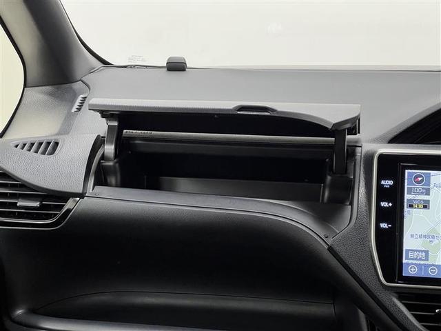 ノア Si ダブルバイビーII 横滑防止装置 PCS スマートキ- 整備記録簿 Wエアコン Bモニター DVD再生可 フルセグテレビ ETC付き アイドリングS オートエアコン PS クルーズC ナビ&TV PW ウォークスルー(26枚目)