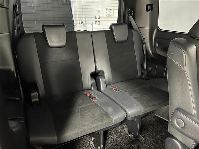 ノア Si ダブルバイビーII 横滑防止装置 PCS スマートキ- 整備記録簿 Wエアコン Bモニター DVD再生可 フルセグテレビ ETC付き アイドリングS オートエアコン PS クルーズC ナビ&TV PW ウォークスルー(29枚目)