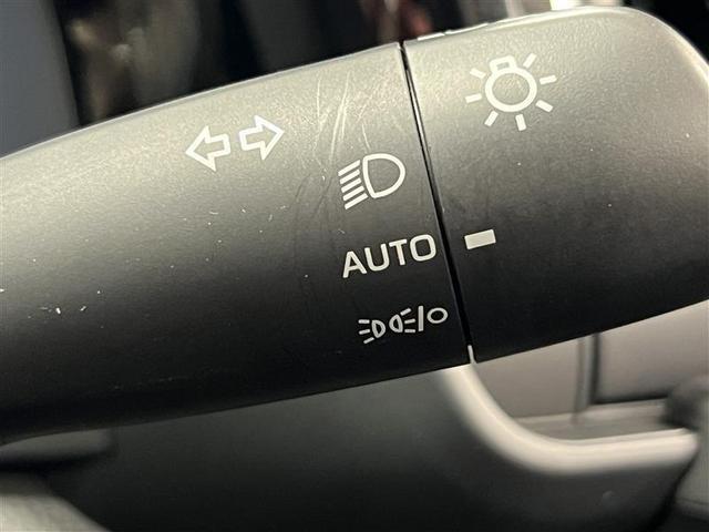 クラウンクロスオーバー Gアドバンスド・レザーパッケージ 禁煙車 モデリスタフルエアロ コネクティッドナビ HDMI接続 パノラミックビューモニター ETC2.0 快適温熱ベンチレーションシート ワイヤレス充電 AC100V/1500W ワンオーナー(13枚目)