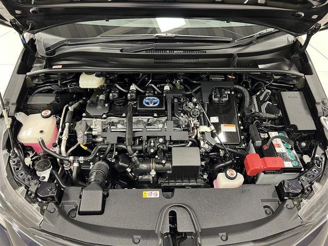 カローラツーリング ハイブリッド ダブルバイビー 追突軽減ブレーキ バックモニタ 地デジフルセグ 横滑防止 ナビTV スマキー LEDライト デュアルエアバッグ エアコン オートクルーズ サイドエアバッグ ETC付 PS キーフリー ABS ワンオナ(7枚目)