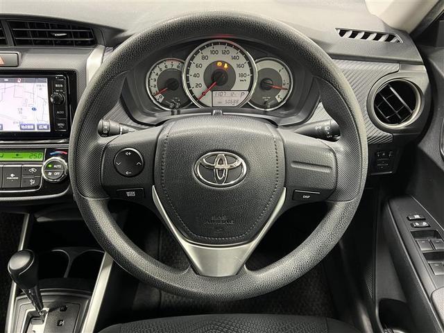 カローラフィールダー 1.5G リヤカメラ ESC 地デジ Wエアバック スマートキー&プッシュスタート サイドエアバッグ ワイヤレスキー 定期点検記録簿 ABS フルオートエアコン パワーステアリング パワーウインドウ ナビ&TV(9枚目)