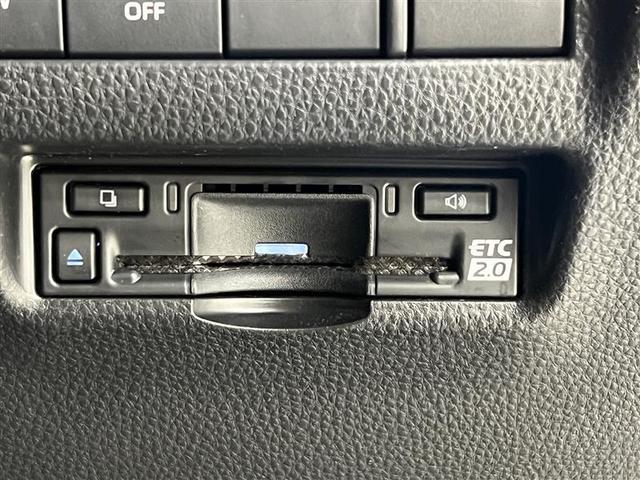 ハリアーハイブリッド Z レザーパッケージ 認定中古車 禁煙車 モデリスタフルエアロ 衝突被害軽減ブレーキ コネクティッドナビ HDMI パノラミックビューモニター ETC2.0 デジタルインナーミラー 快適温熱ベンチレーションシート 記録簿(27枚目)