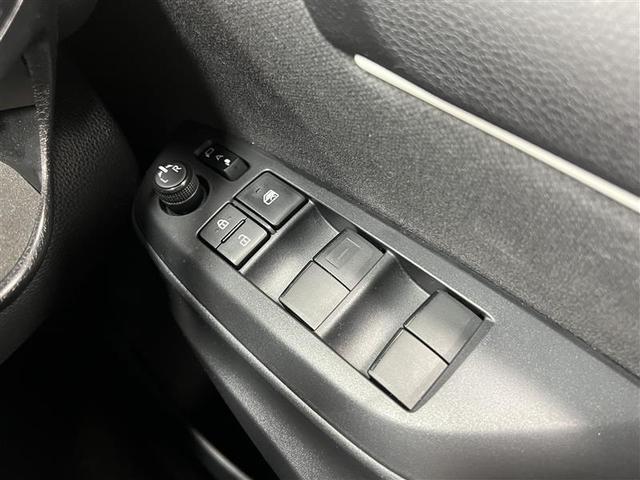 ヤリス ハイブリッドＺ　認定中古車　禁煙車　衝突被害軽減ブレーキ　ＬＥＤライト　ディスプレイオーディオ　ＣＤ・ＤＶＤ再生　パノラミックビューモニター　ＥＴＣ２．０　シートヒーター　１５インチ社外ＡＷ　スペアタイヤ　記録簿（41枚目）