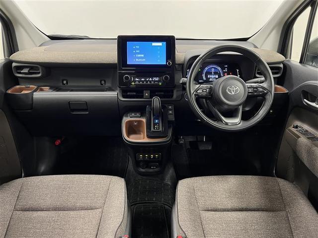 シエンタ ハイブリッドZ 認定中古車 禁煙車 衝突被害軽減ブレーキ 両側パワースライドドア LEDライト コネクティッドナビ HDMI接続 バックモニター ETC2.0 前後ドラレコ シートヒーター AC100V/1500W(9枚目)