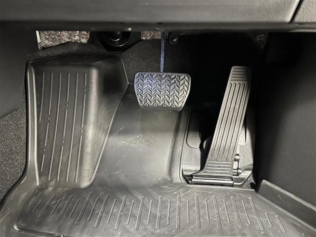 プリウス Ｇ　認定中古車　禁煙車　衝突被害軽減ブレーキ　ＬＥＤヘッドライト　ディスプレイオーディオ　バックモニター　ＥＴＣ２．０　シートヒーター　ＡＣ１００Ｖ／１５００Ｗ　スマートキー　点検記録簿（24枚目）