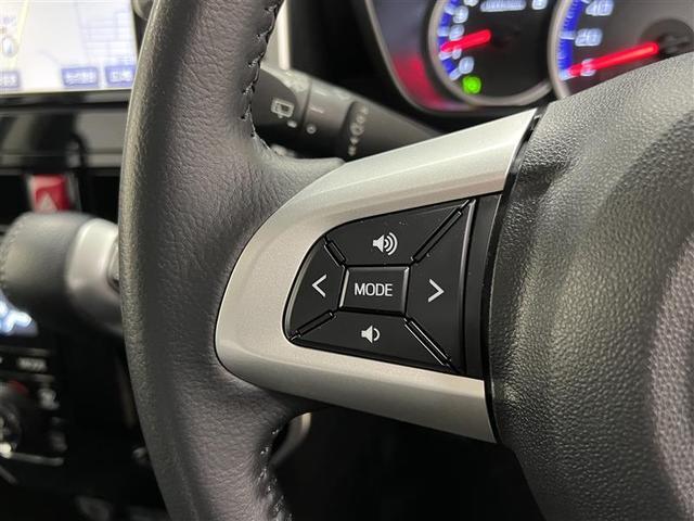 ルーミー カスタムＧ　認定中古車　ヒョウ害車　両側パワースライドドア　ＬＥＤライト　７インチＳＤナビ　ＣＤ・ＤＶＤ再生　バックモニター　オートエアコン　１４インチＡＷ　スペアタイヤ　ワンオーナー　スマートキー　点検記録簿（11枚目）