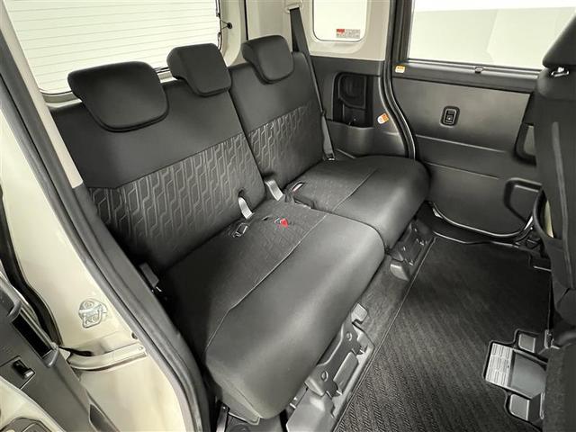 ルーミー カスタムＧ　認定中古車　ヒョウ害車　両側パワースライドドア　ＬＥＤライト　７インチＳＤナビ　ＣＤ・ＤＶＤ再生　バックモニター　オートエアコン　１４インチＡＷ　スペアタイヤ　ワンオーナー　スマートキー　点検記録簿（23枚目）